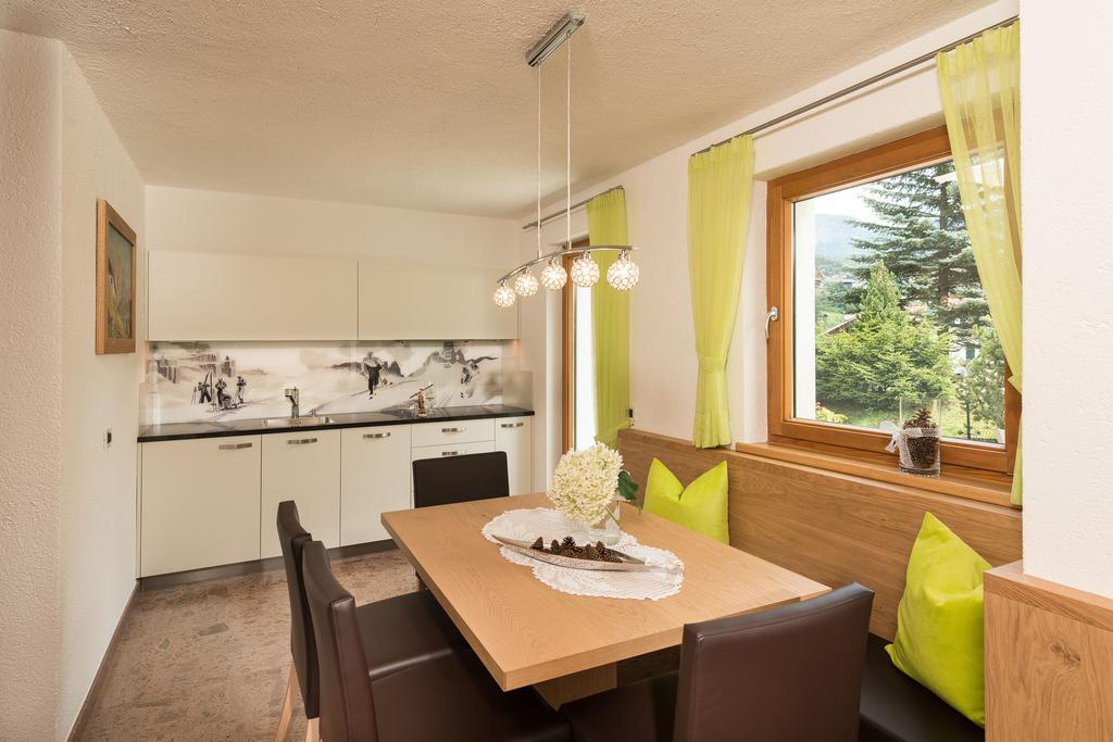 Aparthotel Alpin Sport Ortisei Habitación foto